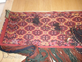 Yomut with Silk complete
Tassel and Fringel are original no damage

Very good condition                     
