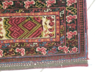 South Persian origin Afshar Kerman small pieled bag.
size:0.30cmx0.25cm,circa 1940,all wool mint-condition with high quality soft wool woven,with rose motif.              