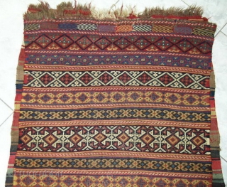 Persian Bag Ghashghai Tribals 
Larg size a single flat woven bag
Origin Central Of Persia Circa 1900, wool on wool,woven technic Needle work ( suzani )all Natural colors 
     
