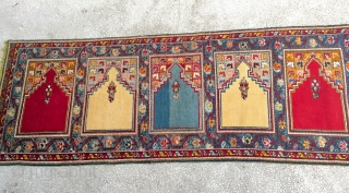 Central Anatolian (kırşehir) Safh Rug 19th Century
Size:312x114cm / 10’3”x3’9”                        