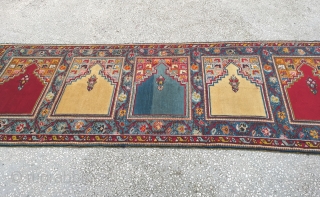 Central Anatolian (kırşehir) Safh Rug 19th Century
Size:312x114cm / 10’3”x3’9”                        