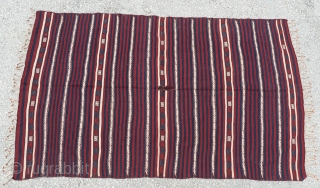 West Anatolian Balıkesir 'Yüncü' Kilim Rug 
Size:194 x 117 cm / 6'4"x3'10"                     