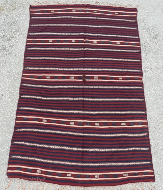 West Anatolian Balıkesir 'Yüncü' Kilim Rug 
Size:194 x 117 cm / 6'4"x3'10"                     