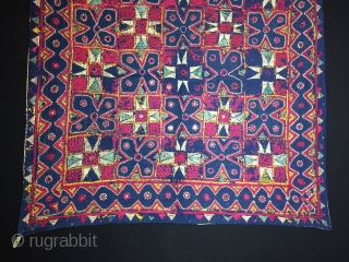 İndian (Gujarat) textile first half 20th century Size:87x87cm / 34x34 inc                      