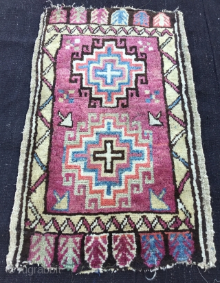 Central Anatolian Yastik “Konya”
Size:96x58cm / 3’2”x1’11” / 38x23  inç...                       