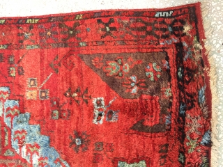 Central Anatolian Karaman Area(Ayrancı village Rug) end of 18th / beginning of the 19th Century Size:305x135 Cm / 10”x4’5”              