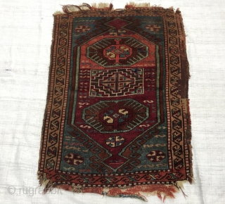 a Kurdish Yastik, East Anatolia, 19th centuru
Size:90x67cm / 3”x2’3” /  36x27inches                     