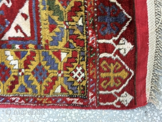 Central Anatolian Rug (Derbent)19th Century
Size:176x131cm.  /   6”x4’4”                       