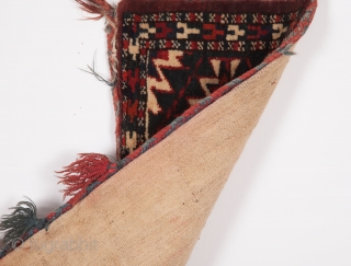 Turkmen Yamud spindle bag late 19th century and bake of kilim 
size:50 x 23 cm
                  