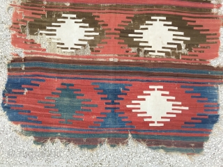 18th Century Anatolian (Sivas)Kilim 
Size:13’’5”x5” / 411x157 cm                         