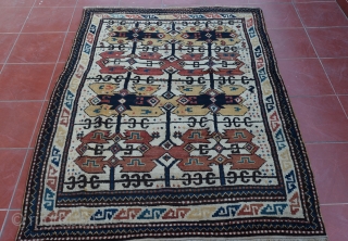 Late 19th century Zakatala rug
   size:175 x 134 Cm
              5'9"x4'6""        