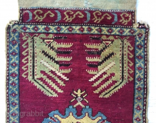 Central Anatolian Kırşehir “Yastık”. 19 th Century
Size:90x48cm / 2’11”x1’7”                        