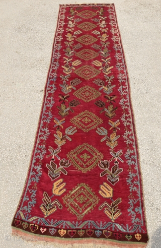 Central Anatolian 19th Century Kirsehir runner
 Size:391 x 101 Cm 
12'11"x3'4" Please take the time to view my other pieces. Thanks            