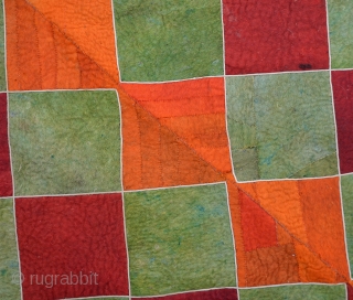 Kyrgyz Felt rug,great condition Size:160x128cm
5'5"4'3"                            