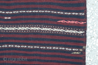 West Anatolian Balıkesir ( YüncÜ ) Kilim Rug- metal thread highlights.Size:205 x 157 Cm
6'9"x5'2"                   
