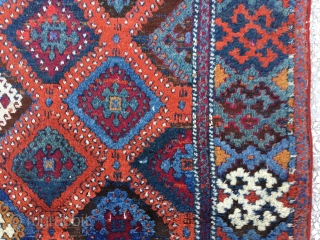 East Anatolian Kurdish Rug,19th Century
Size:177x118cm / 5’11”x3’1”/ 71x 46inches                        