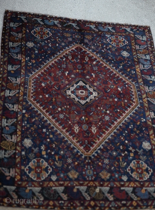 Antique Shiraz Qasqai Carpet
Size:195 x 255Cm
        6'5"x8'6"                   