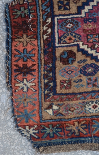 East Anatolian Kurdish Rug-Late 19th Century
Size:104 x 220
        3'6"x7'1"                 