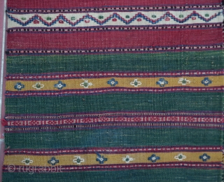 North Persian Mazandaran Area Cecim
Size:121 x 313 Cm
        4'x10'4"                 