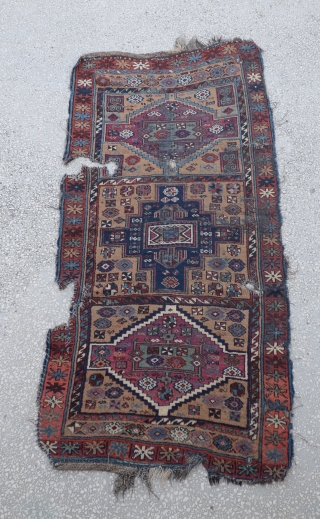 East Anatolian Kurdish Rug-Late 19th Century
Size:104 x 220
        3'6"x7'1"                 