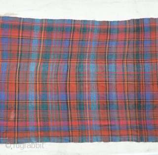 gorgeous size Silk Verneh Kilim
Size:120 x 223Cm
         4'1"x 7'8                