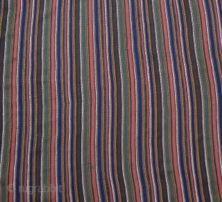 Shahsavan Striped Kilim 
Size:194 x 234Cm
       6'6"x7'9"                    