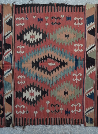 Old Anatolian (probably Afyon region) Kilim
Size:162x310 Cm
        5'5"x 10'4"                 