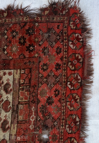 Ersari Beshir Rug Late 19th Century, five beautiful ranks
 size160 x 300 cm   10'0"x5'2"                 