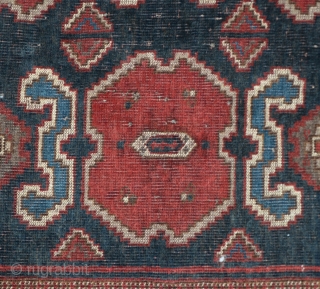 Ikat Design Beluch fragment Rug 
size:194 x 110 cm
          6'6" x 3'8"            