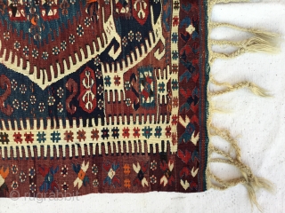  West Anatolian Aydın Kilim Rug 
End of 19th Century
Size:115X109cm / 3’9”X3’6”                     