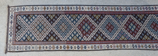 Iran runner kilim 19th centruy
Size:104 x 433 cm
        3'4 x  14'3"              