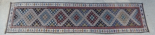 Iran runner kilim 19th centruy
Size:104 x 433 cm
        3'4 x  14'3"              