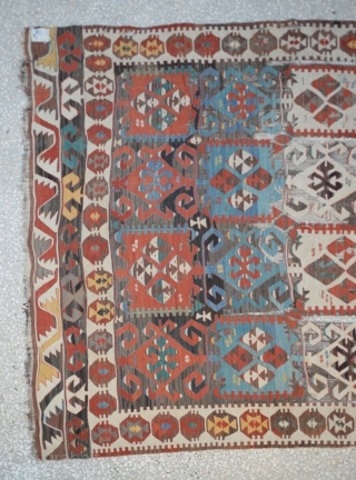 Central Anatolia Konya Kilim Mid 19th century
166 x 380 cm
5'5"x 12'4"                      