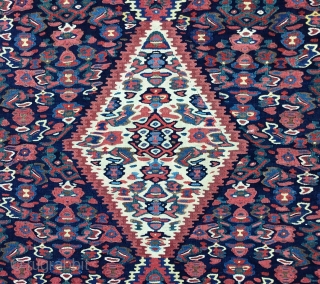 Antique Bijar Kilim-19th Century
Size:115x168cm
         5'6x3'10"                    