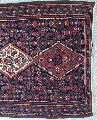 Antique Bijar Kilim-19th Century
Size:115x168cm
         5'6x3'10"                    