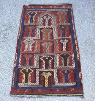 West Anatolia Balıkesir Cicim,
Size:95x162cm/3’2x5’4”                             