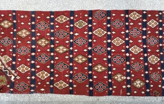  Mediterranean region (Varsak) Antalya Kilim
Size:120x330Cm
      :3'10x10'10"                     