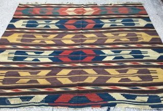 Caucasian Fragment Kilim Mid 19th Century
Size:158x193cm / 5’8x6’4”                         