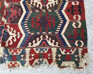 Anatolian kilim (Toros Sari kecili) 19th Century 
Size:325x175 Cm\5'8"x10'8"                        