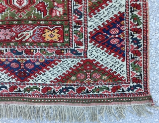 West Anatolian Gordes Rug,beginning of 20th Century 
Size/124x185Cm /4’1x6”                        