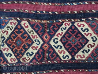 Kağizman Kilim bag Face Northeastern Anatolia 19th Century..
Size:67x72Cm/ 2’3x2’4”                        