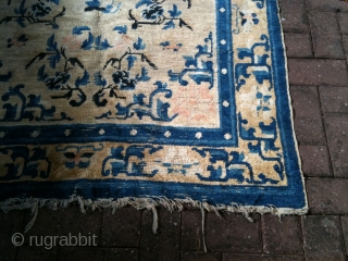 Very pretty late 18th/early 19th century Ning Xia rug. Nice condition for age.                    