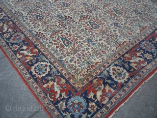 Antique persian Handmade Qum carpet size 310x220cm Zelosoltan Design
fairly good condition 
free postage to uk mainland                 