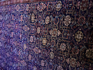 Old Persian Bidjar rug around 1900-1910 in good condition (122x190 cm)
You can contact me at 004550383637 or kesservice@outlook.dk
               