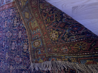 Old Persian Bidjar rug around 1900-1910 in good condition (122x190 cm)
You can contact me at 004550383637 or kesservice@outlook.dk
               