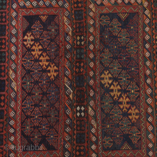 Camelm Bag Tribal, Circa 1940, 3’6 x 6’6 Ft.
Kayarugs1@gmail.com                        