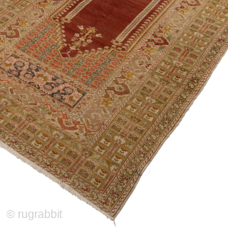 Antique Turkish Apple Ghiordes Rug, Circa 1880, 3’11 x 5’11 Ft.                      