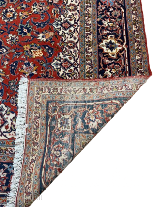 Antique Isfahan, 4’9 X 7’1 ft.