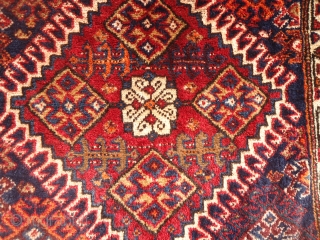 Very fine complete Qashqai Khorjin with great shiny wool and all good colors,good age and excellent conditio.Original kilim backing and tassels.Size 3'7"*1'7".E.mail for more info and pics.

      