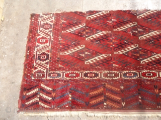 Youmud carpet fragment wiht beautiful colors and desigen,nice pile,good colors soft wool.Size 6'9"*3ft.E.mail for more info and pics.               